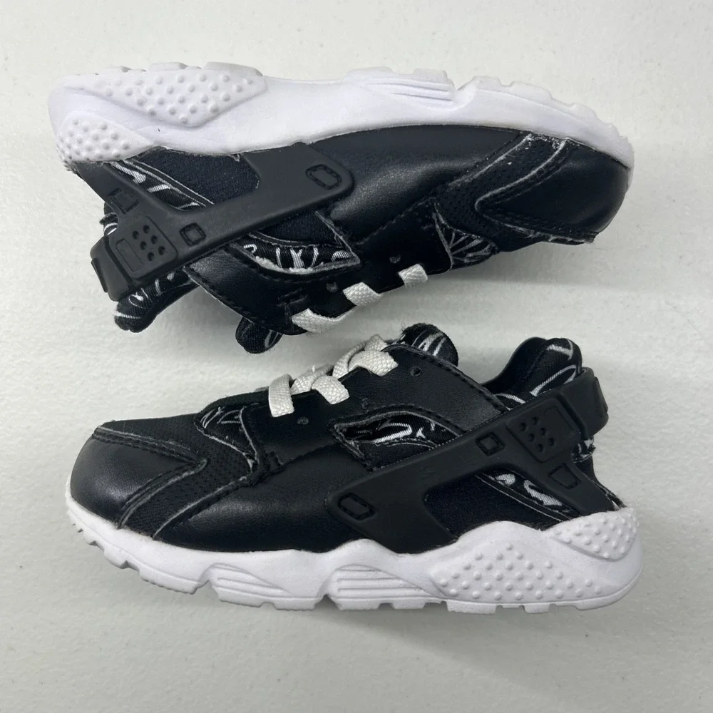 Nike Huarache Run Print Sneakers Toddler Size‎ 7C Black White 704948-004